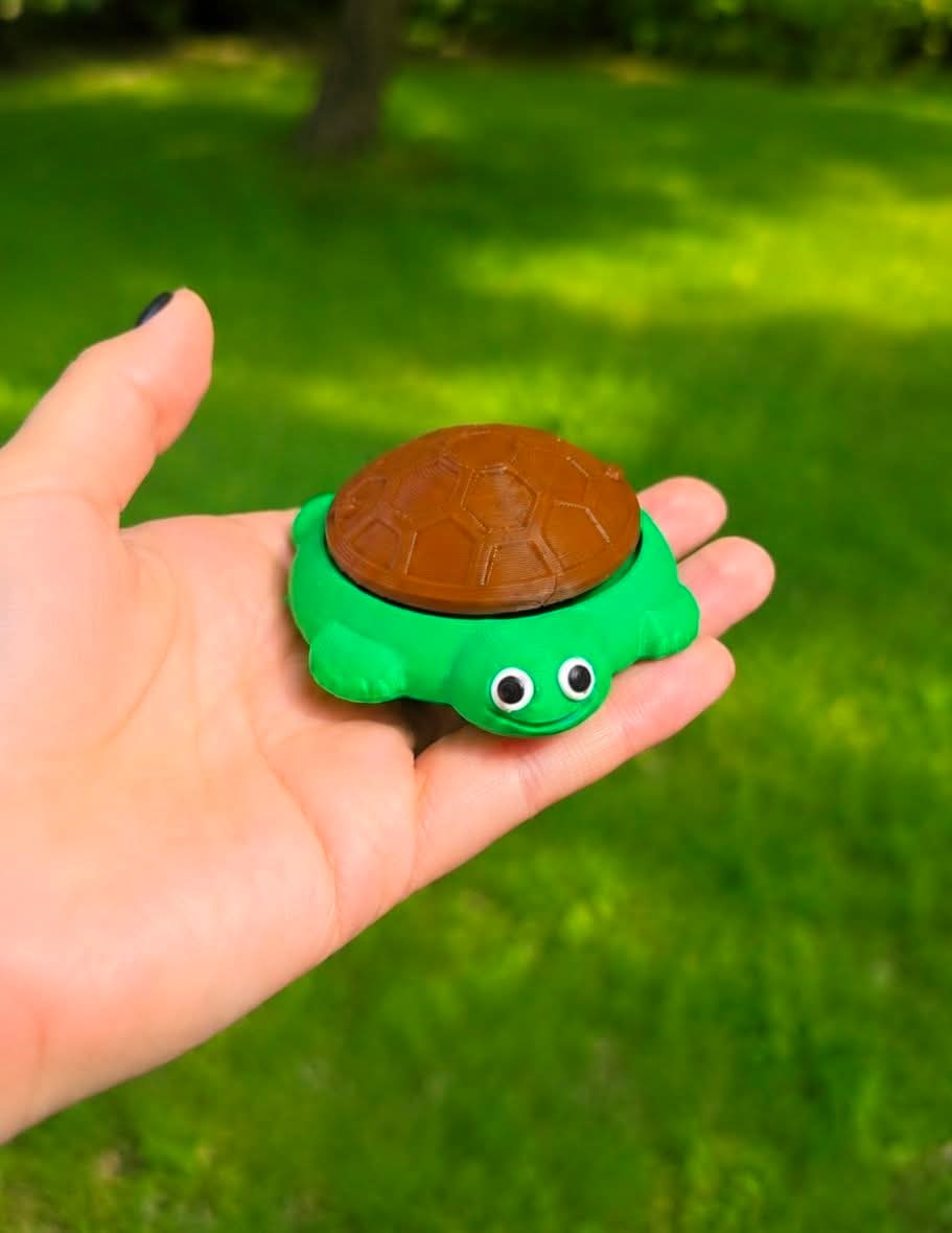 Turtle fidget clicker