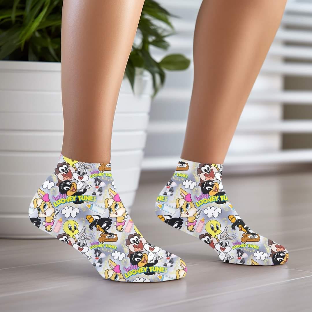 Looney - Custom Socks for Everyday Comfort