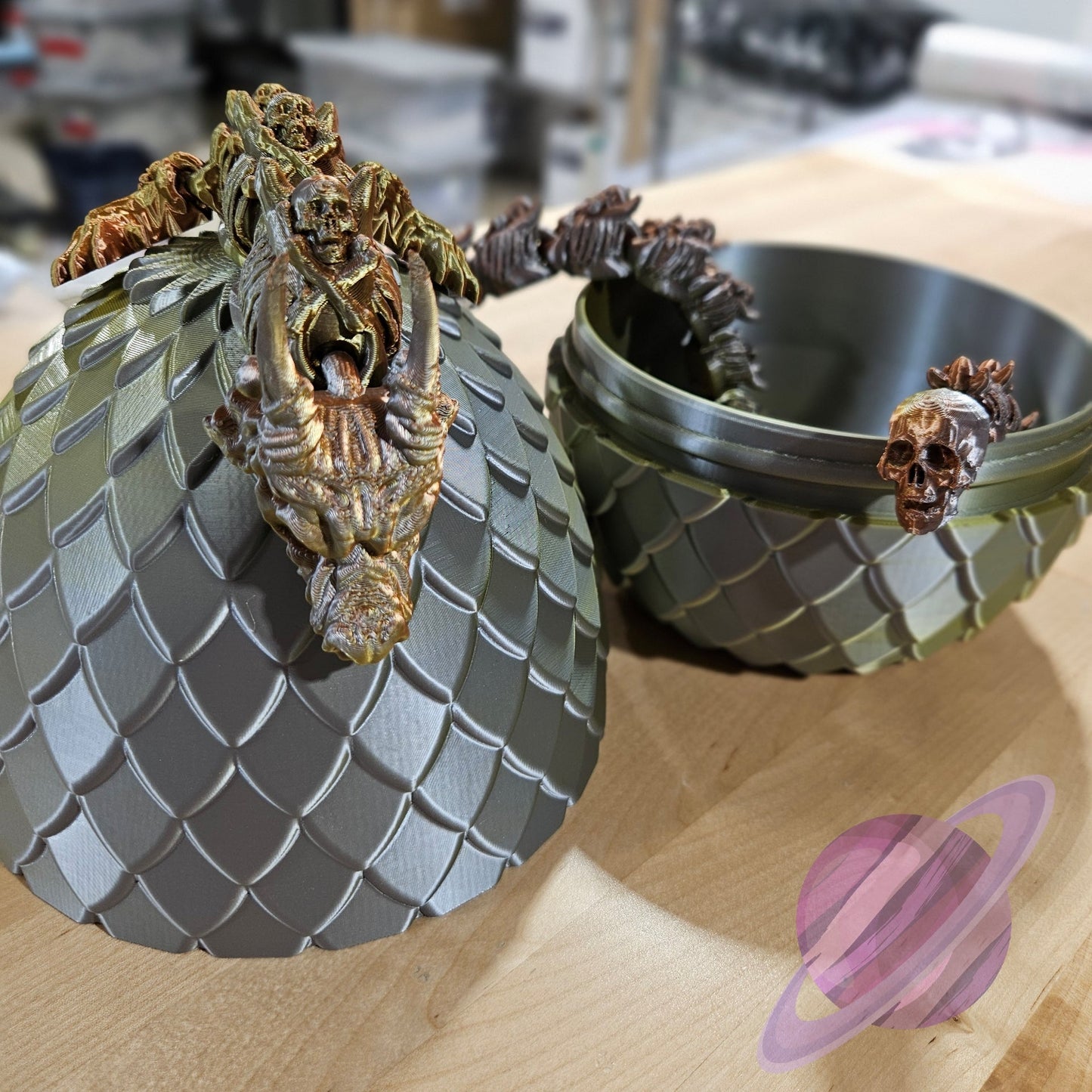 SKULL DRAGON WITH EGG