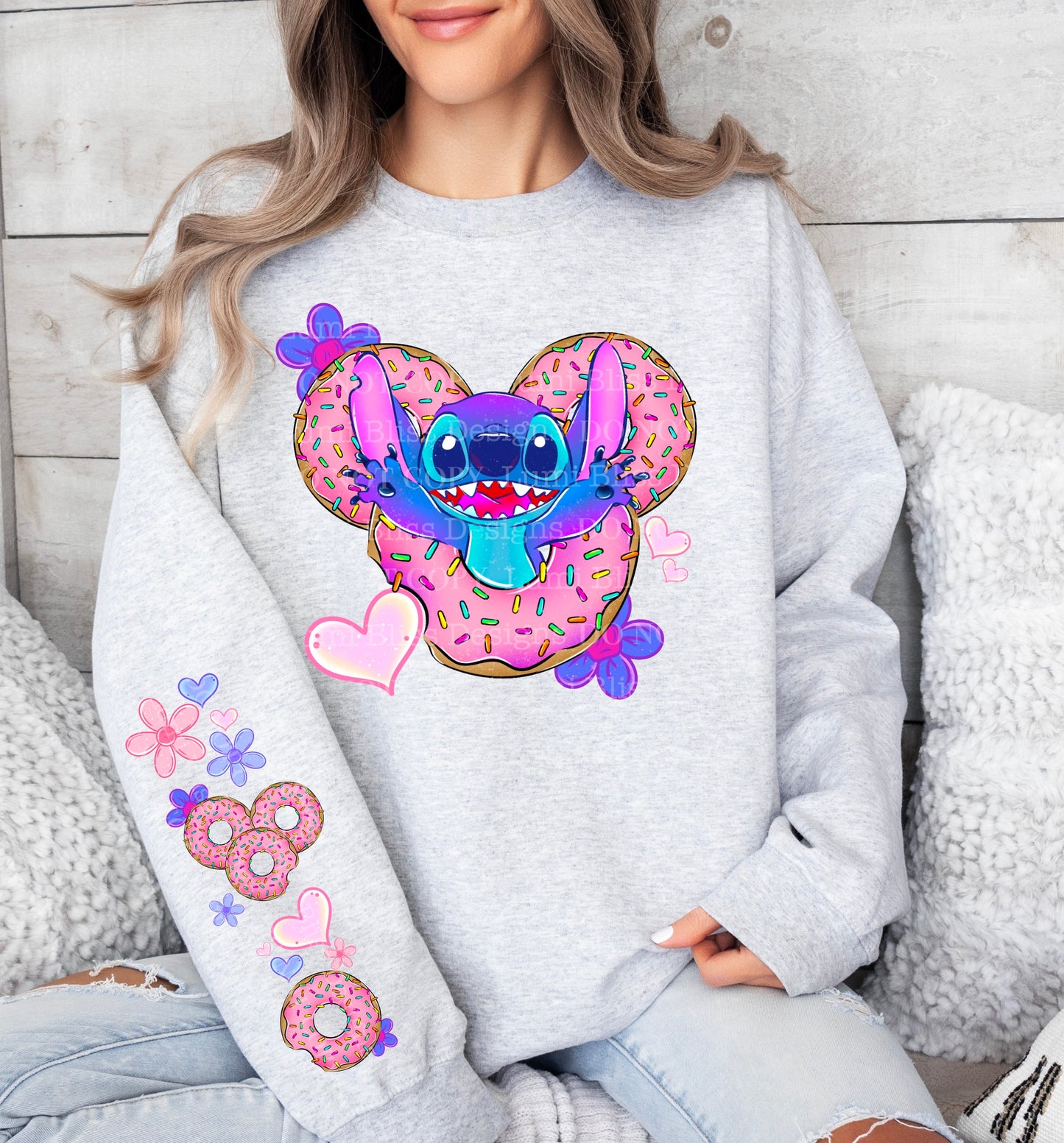 DONUT ALIEN SWEATSHIRT W/ SLEEVE PRINT