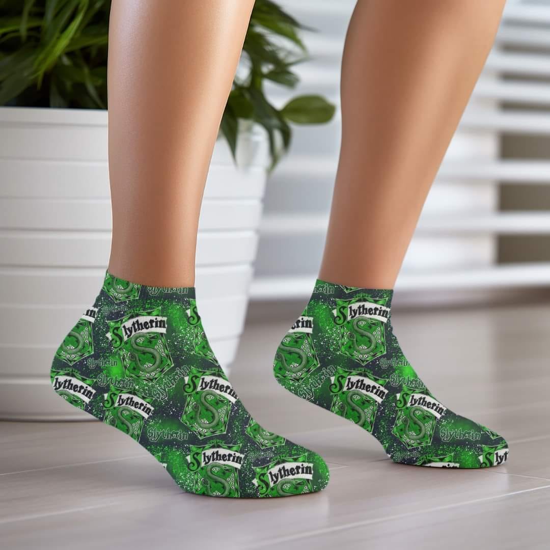 Sly Green - Custom Socks for Everyday Comfort